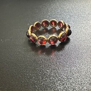 Elegant Gold and Orange Red Gemstone Ring